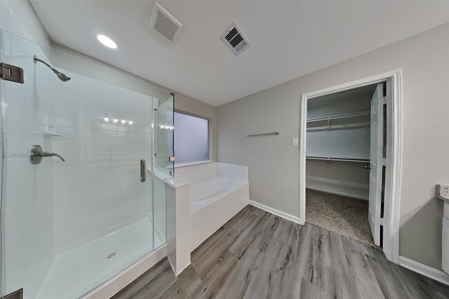 Building Photo - 24210 Shaw Perry Ln