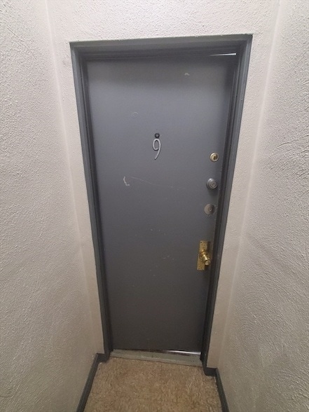 Building Photo - 14 Abbotsford St