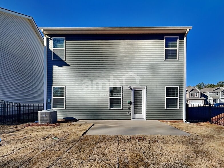 Building Photo - 3993 Zepelin Wy