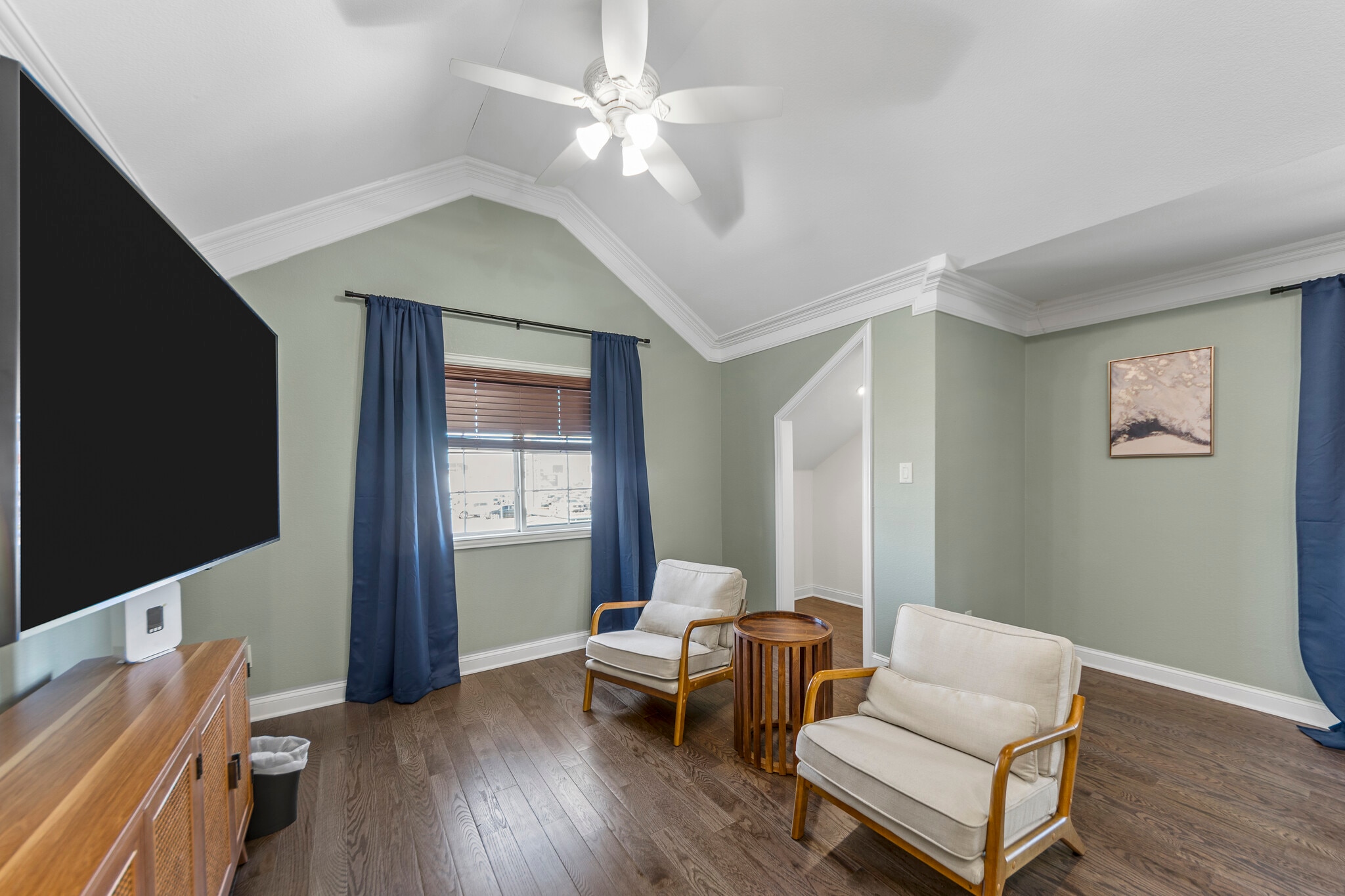 Building Photo - 3316 Inwood Rd