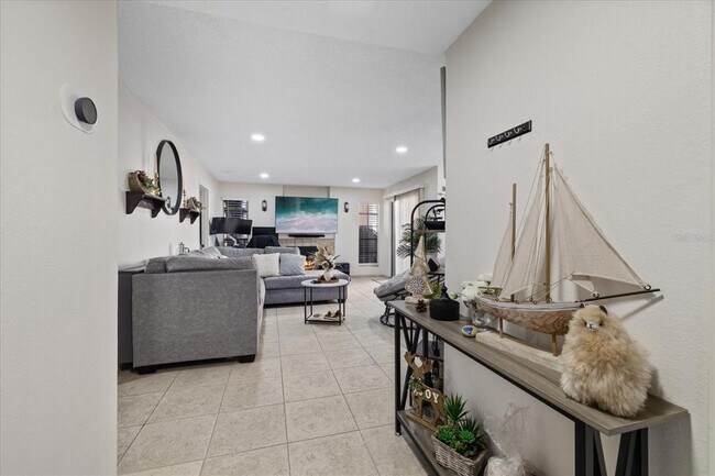 Building Photo - 8724 Mallard Reserve Dr