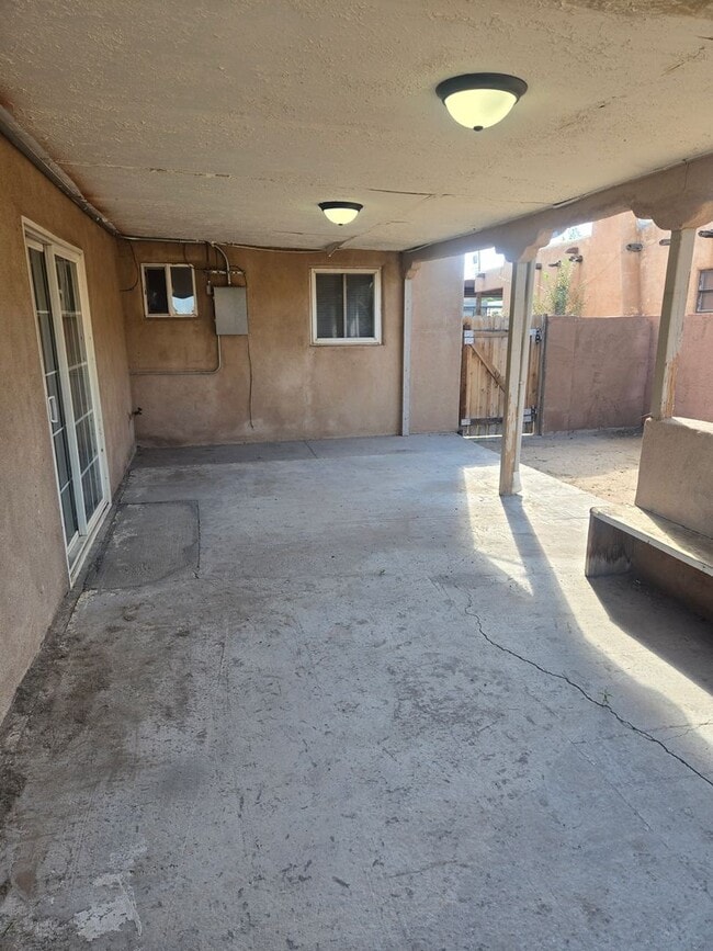 Building Photo - A must see if you're looking for more livi...