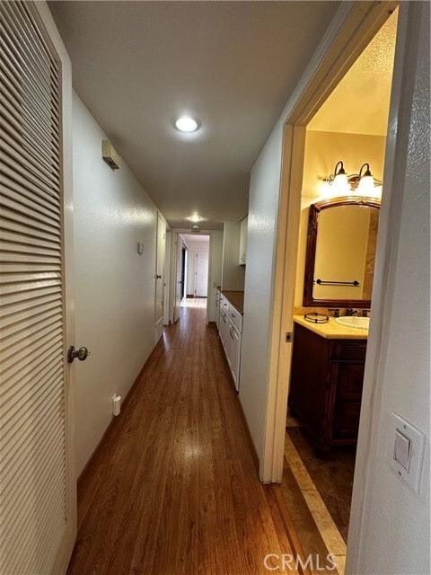 Building Photo - 19811 Deep Harbor Dr