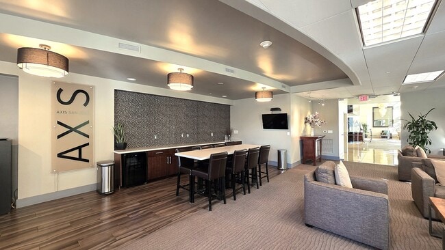 Building Photo - 38 N Almaden Blvd