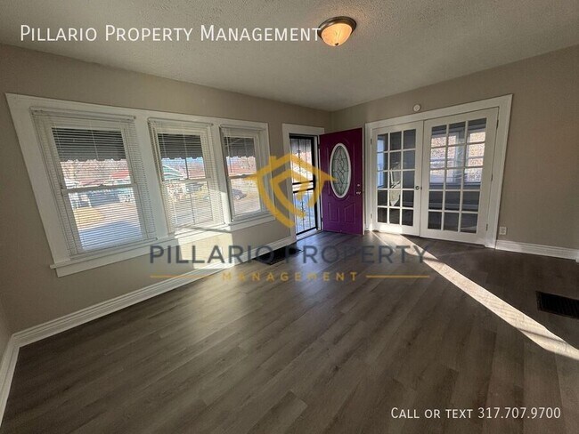 Building Photo - 2459 Finley Ave