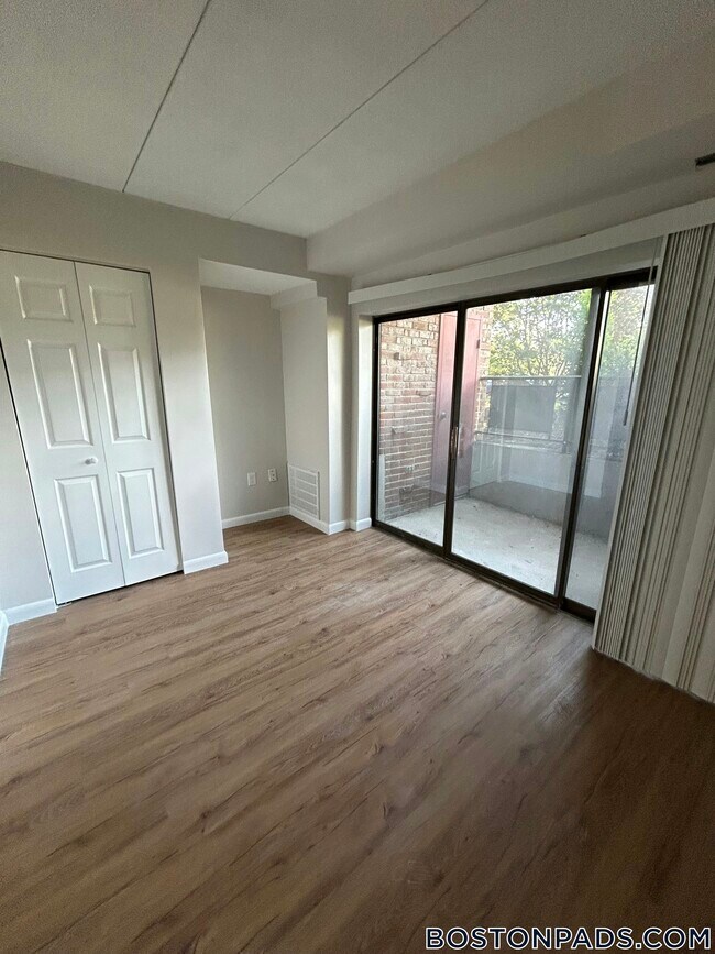 Building Photo - 30 Normandy Ave