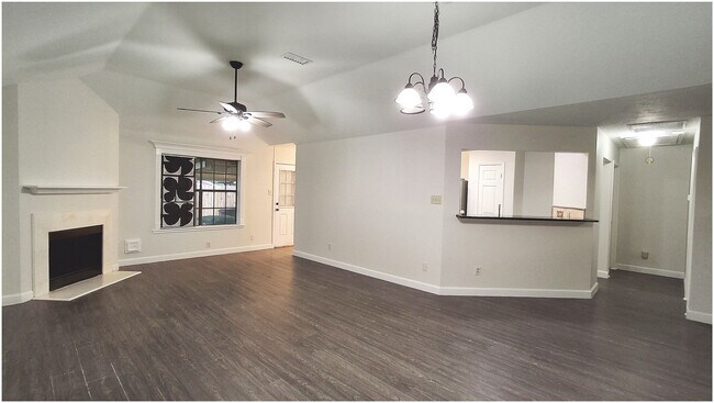 Building Photo - 11066 Landsbury Ct