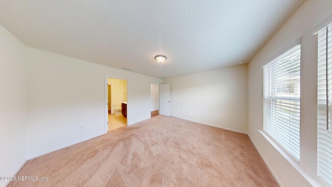 Building Photo - 11172 Stapleton Dr
