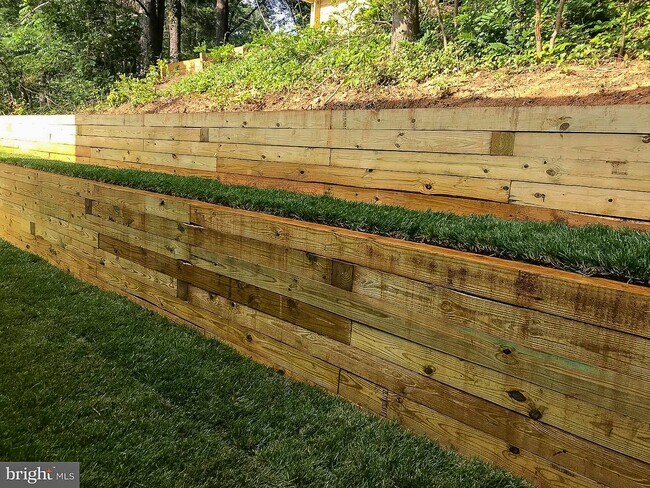 Building Photo - Extensively Renovated 4-Bedroom Home in Prime Location! Unbelievable custom kitchen.