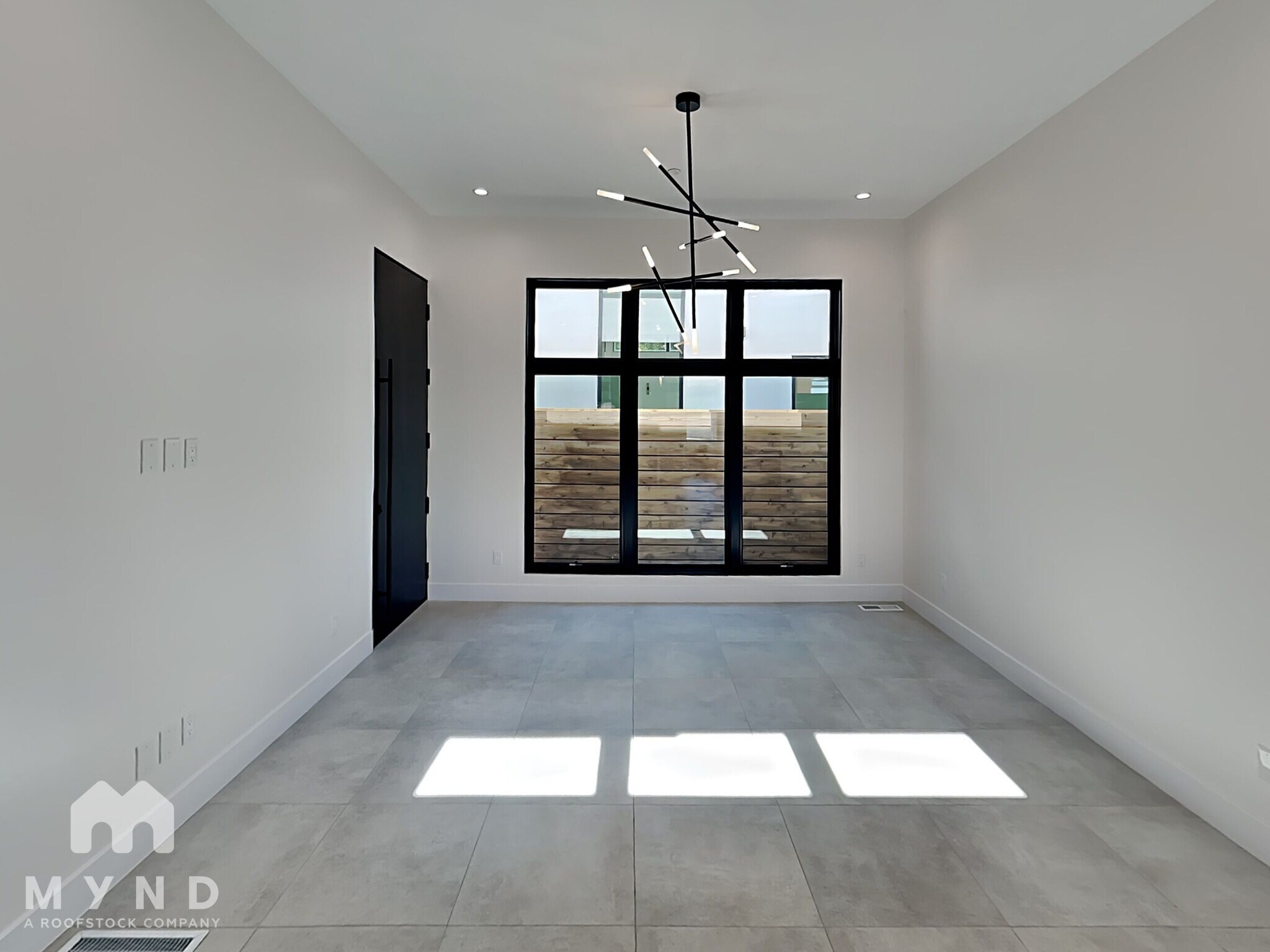Building Photo - 336 Marshall Dr