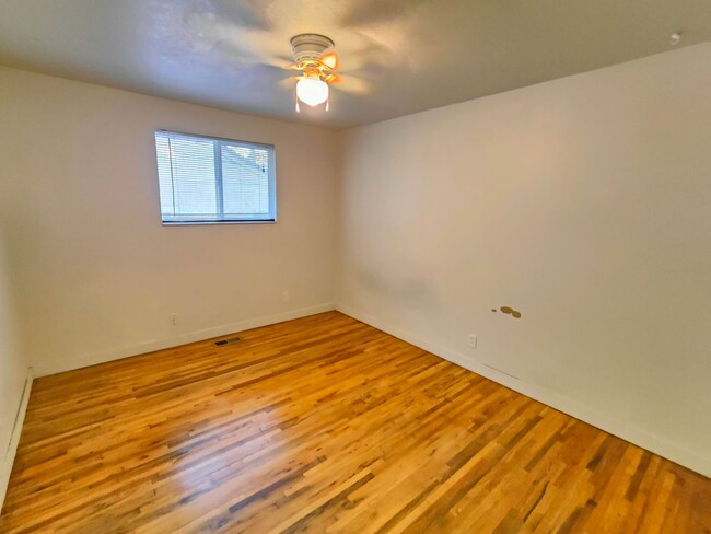 Building Photo - 784-794 S 450 W