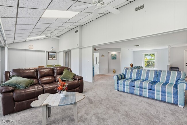 Building Photo - 30 Maui Cir