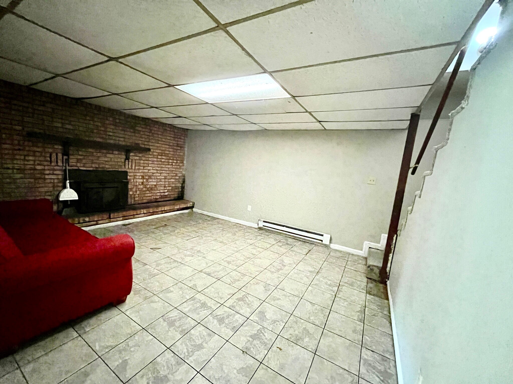 Building Photo - 109 Bolton Ave