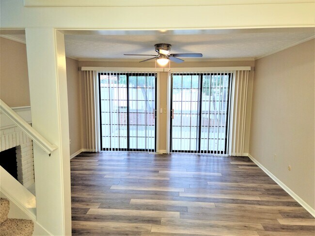 Building Photo - 1862 Beechwood Ave NE