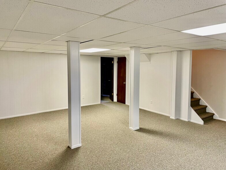 Building Photo - 38 Park St