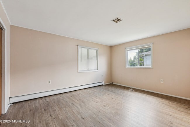 Building Photo - 202 Bonaire Dr