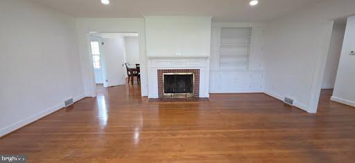 Building Photo - 1319 The Terrace