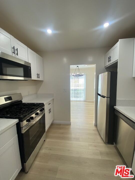 Building Photo - 1600 N Martel Ave