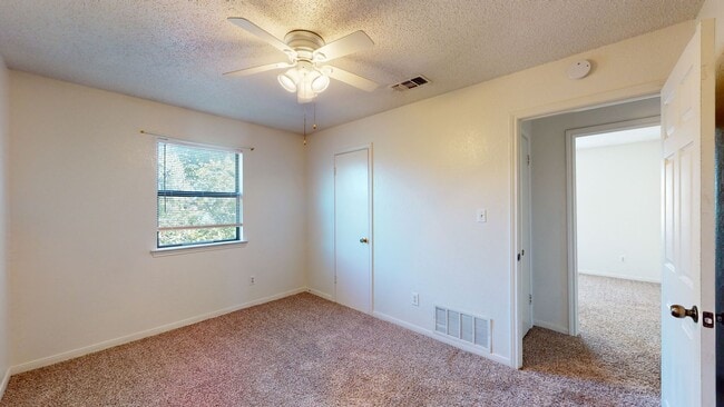 Building Photo - Affordable two bedroom in Harker Heights!!!