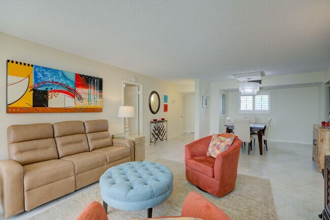 Building Photo - 400 Ocean Trail Way