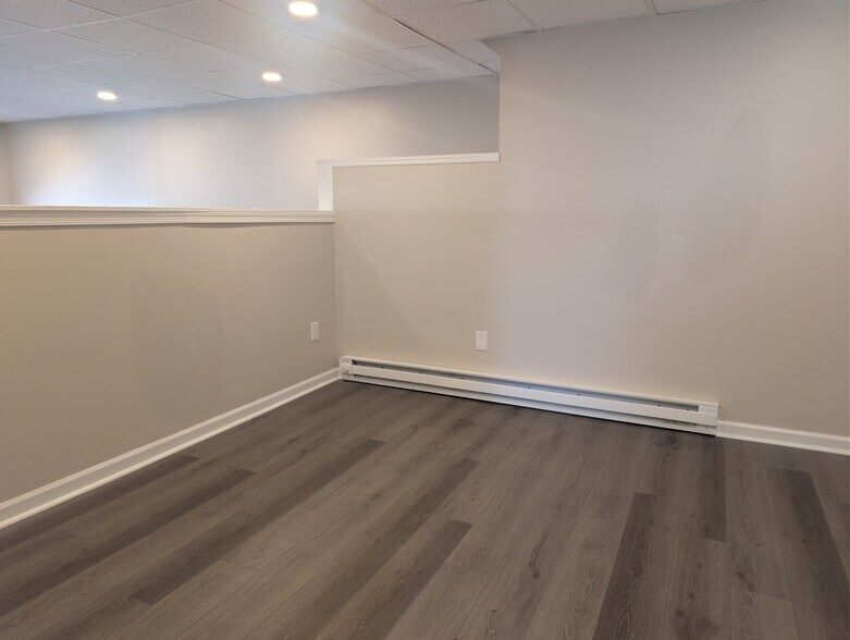 Building Photo - 500 Marion St