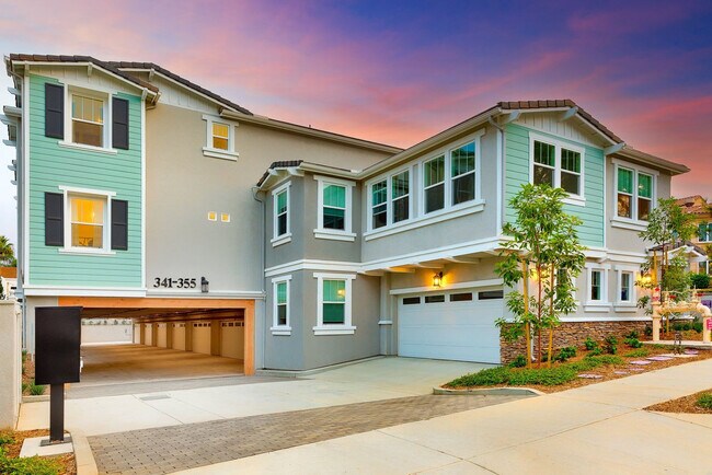 Building Photo - 343 Oak Ave