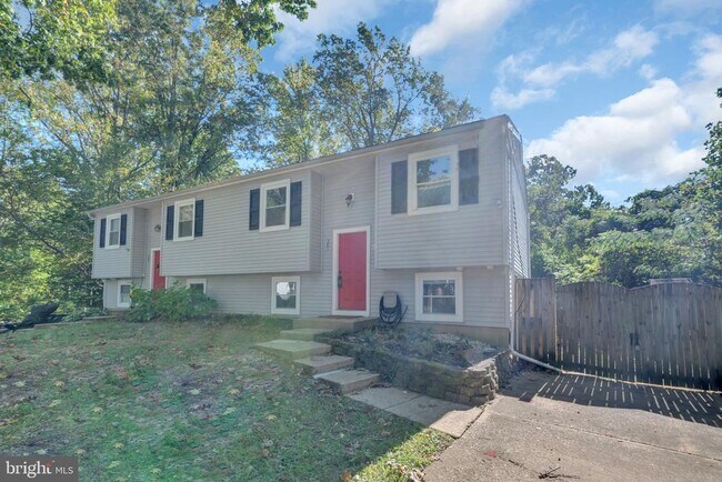 Building Photo - 281 Ternwing Dr