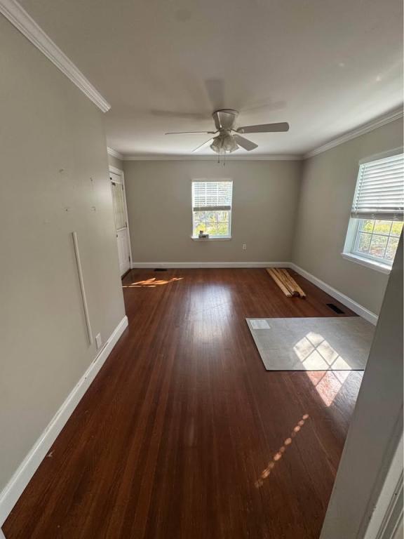 Building Photo - 1533 Harle Ave NW