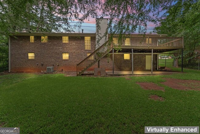 Building Photo - 115 Club Cir