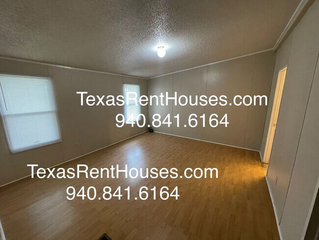Building Photo - MOVE IN SPECIAL - $100 DISCOUNT FOR RENT P...