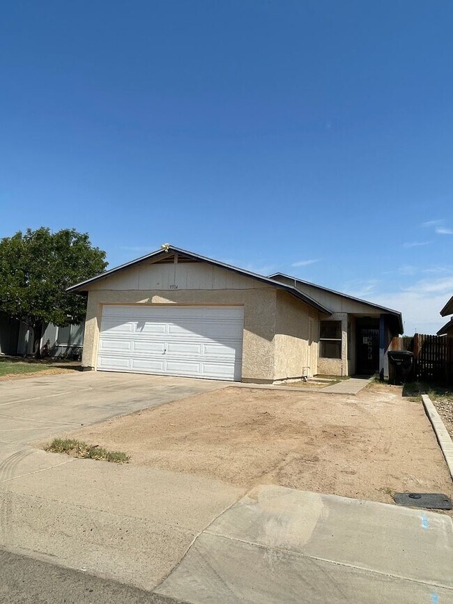 Building Photo - READY TO VIEW NOW! -Brand New Carpet & Pai...