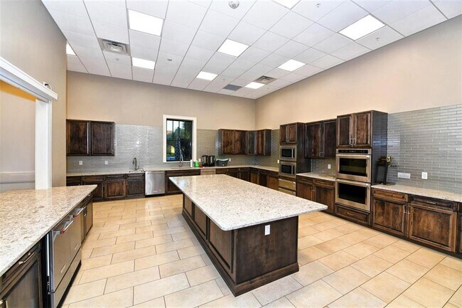 Building Photo - 18023 Waterville Pl