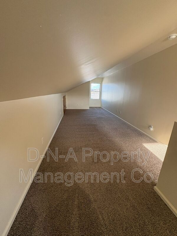 Building Photo - 10 N Fourth Street