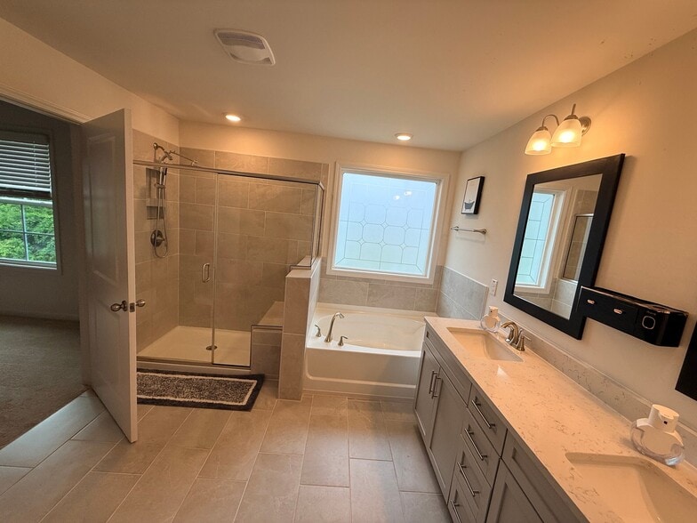 Building Photo - 2139 Cherry Top Dr