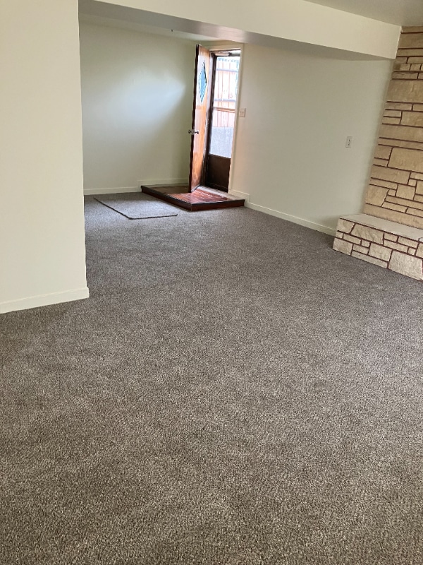 Building Photo - 1120 10th Ave NW