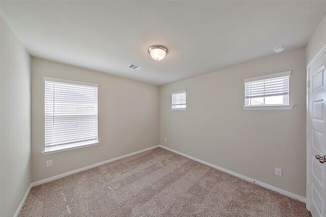 Building Photo - 6634 Bridge Mountain Trl