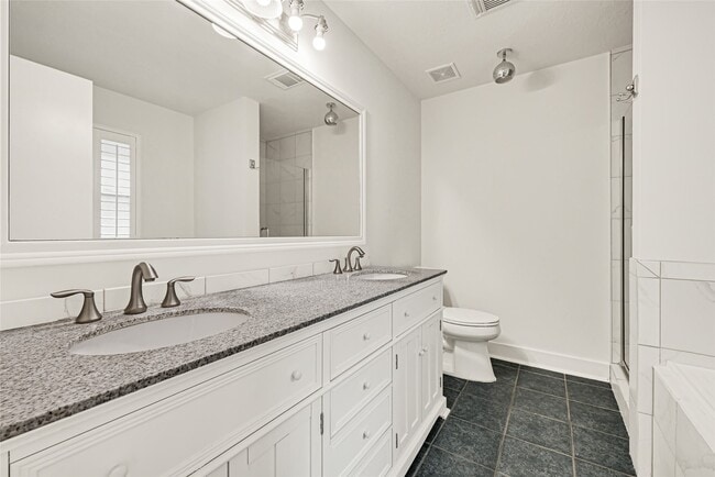 Building Photo - 6222 Spruce Bough Ct