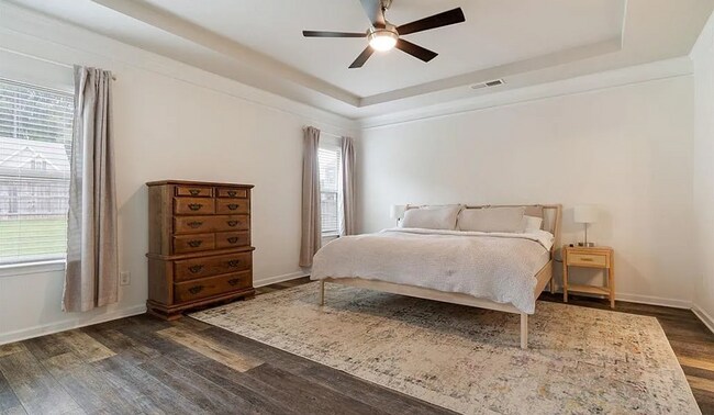 Building Photo - Spacious 3 Bed, 2.5 Bath Home in Leeds, AL...