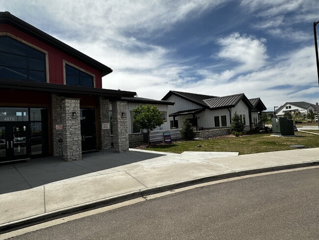 Building Photo - **AVAILABLE NOW!! Age 55+ Gated Community ...