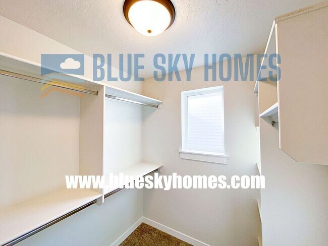 Building Photo - 173 W Norwich St