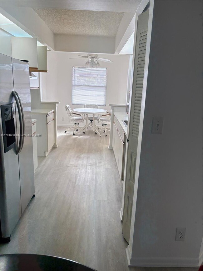 Building Photo - 1603 Abaco Dr