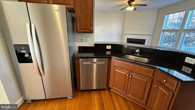 Building Photo - 9727 June Flowers Way