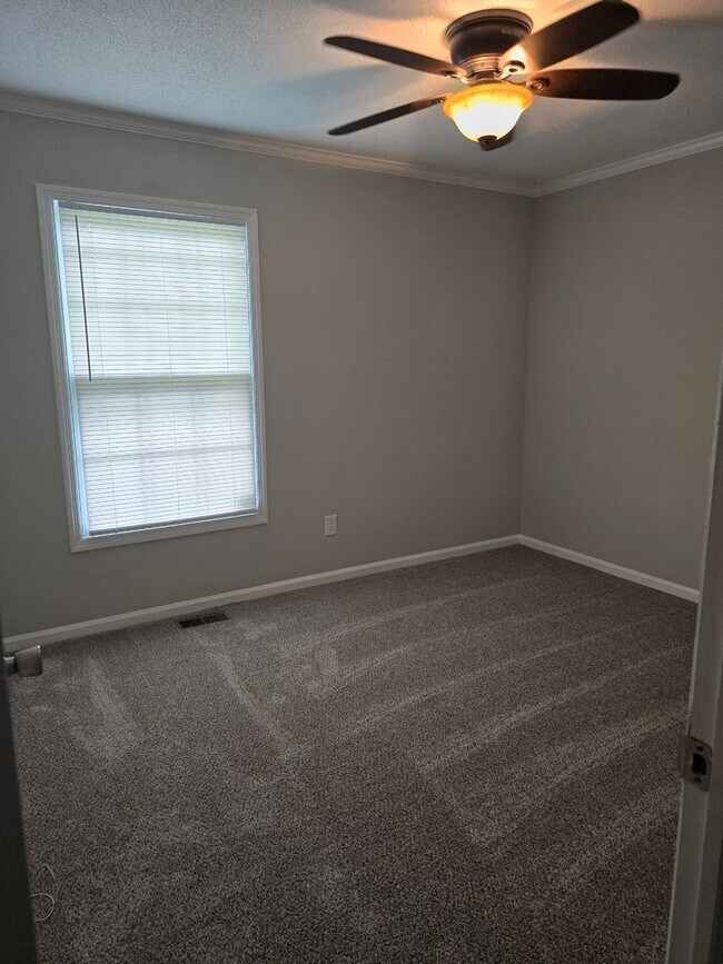 Building Photo - 7028 Lure Ct