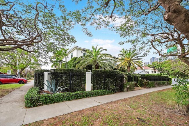 Building Photo - 1898 S Miami Ave