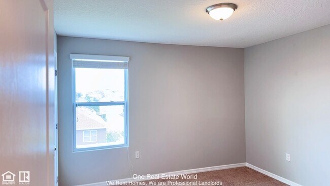 Building Photo - 362 Nova Dr