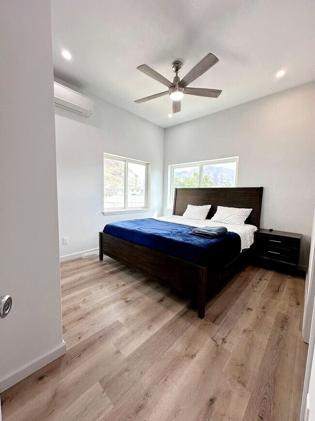 Building Photo - 87-1450 Farrington Highway, Unit Ocean side