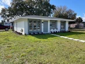 Building Photo - 2078 Crawford St