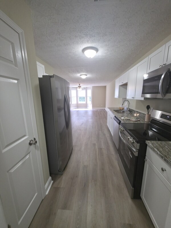 Building Photo - 217 Westchester Cir