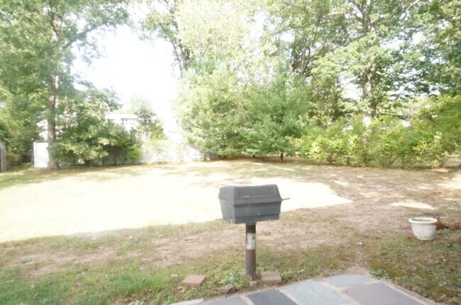 Building Photo - 28 Belmont Dr