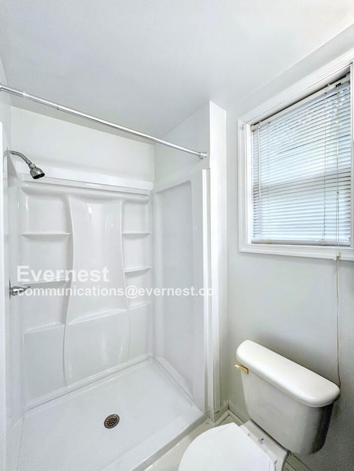 Building Photo - 3405 S Street